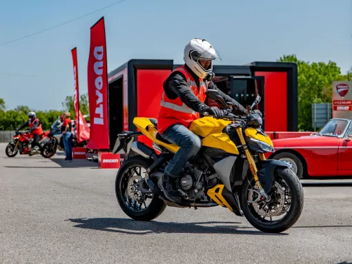 ducati-roadshow-2026-23-05-2026-34.jpg